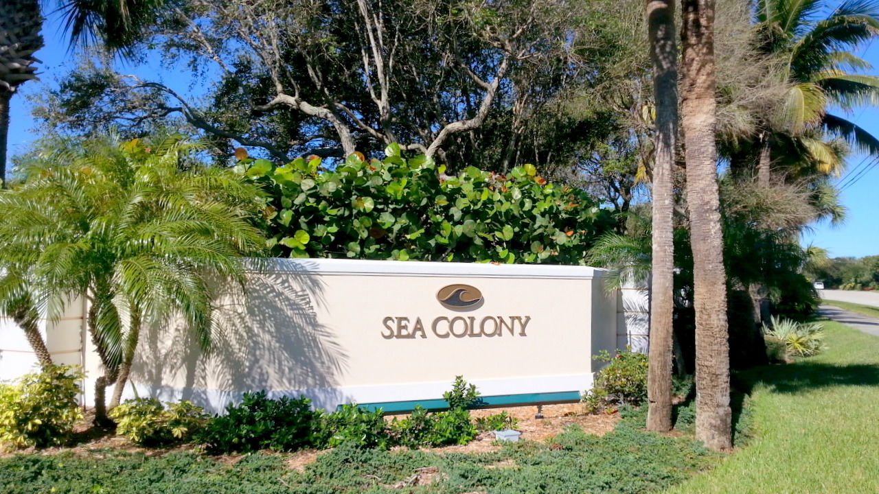 8 Sea Colony Drive West Photo 5